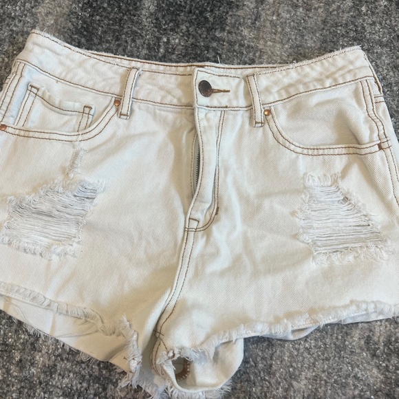 Pacsun White High Rise cutoff short, size 28 - Picture 1 of 3